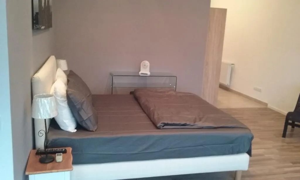 Heights Accommodation Unirii Free Parking Zone Bucureşti 0*,
